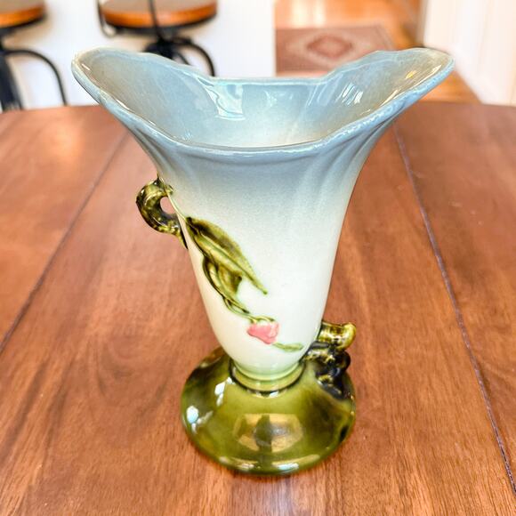 Hull Pottery Woodland Vase | Blue and Green Floral High Gloss ~8" | Vtg 1950s - Picture 5 of 13